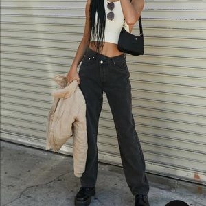 HOLLY ASYMMETRIC STRAIGHT LEG JEAN BLACK DENIM